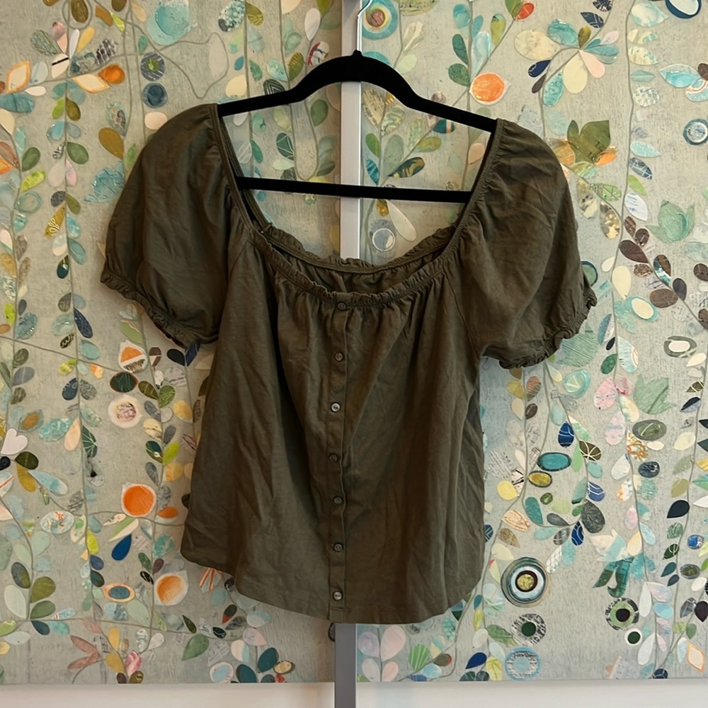 NWT American Eagle Outfitters Puff Sleeve Square Neck Button Tee Green Sz. Small